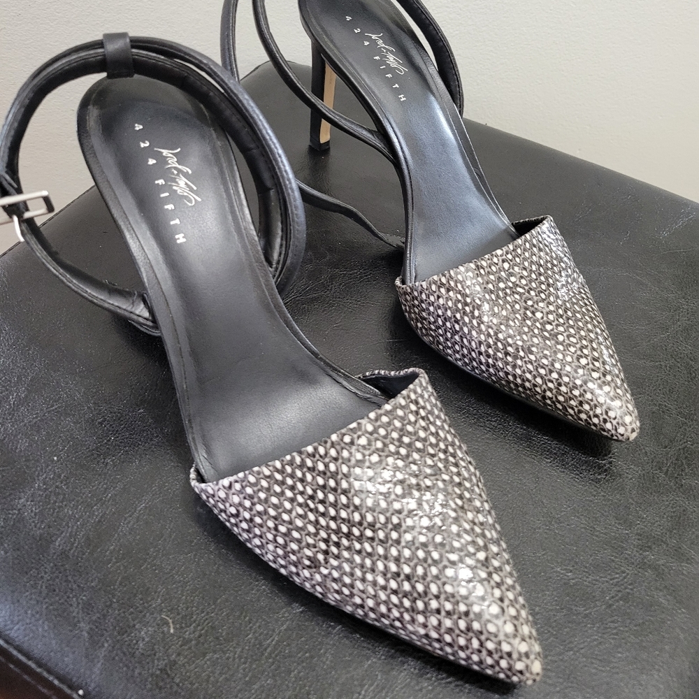 High Heels Lord & Taylor Black and White, 3 1/2 Inch, Open Back Heels 9